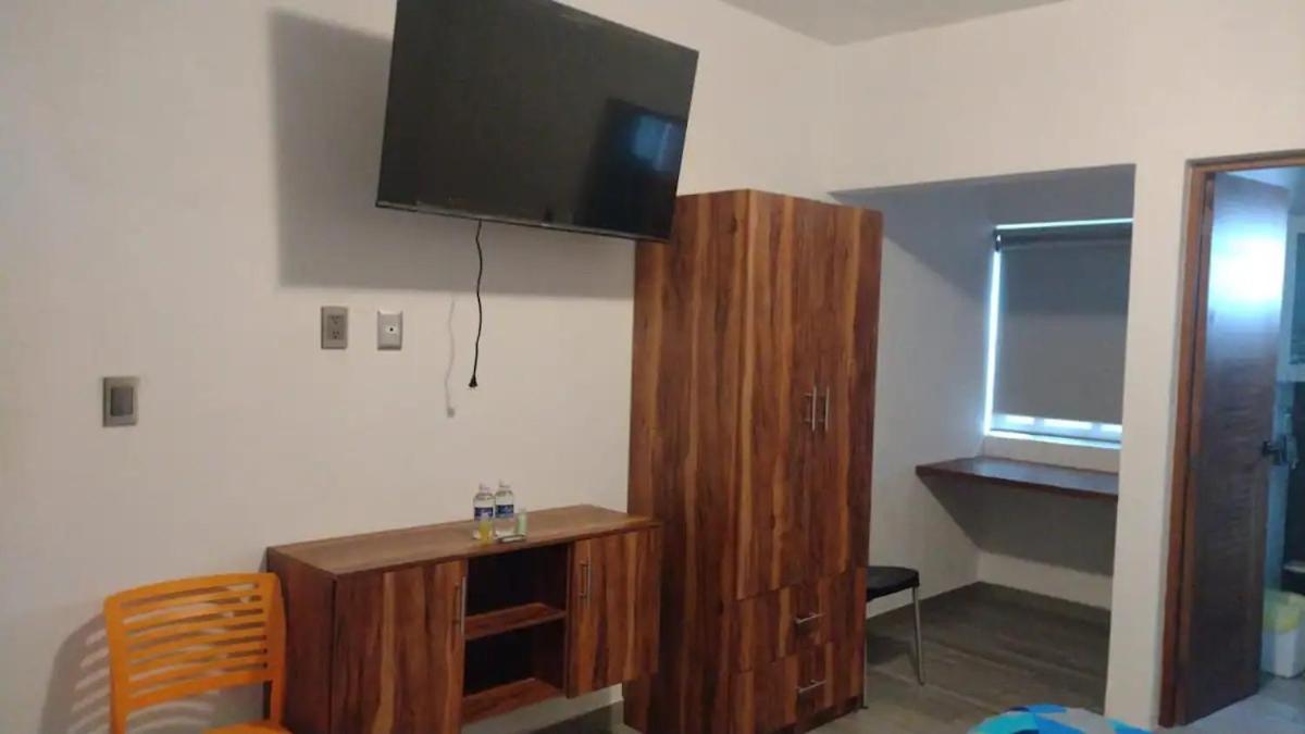 Suites C O V A D O N G A Ciudad de México Pokoj fotografie